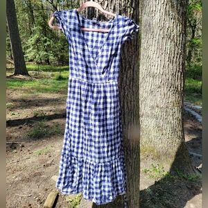 Old Navy plaid wrap dress with tie